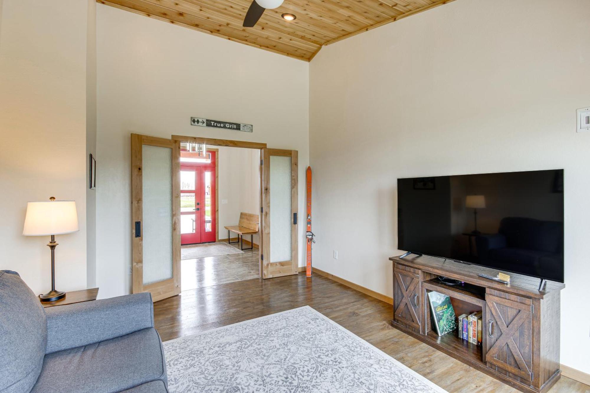 Red Lodge Home With Outdoor Kitchen And Fire Table! Exterior photo